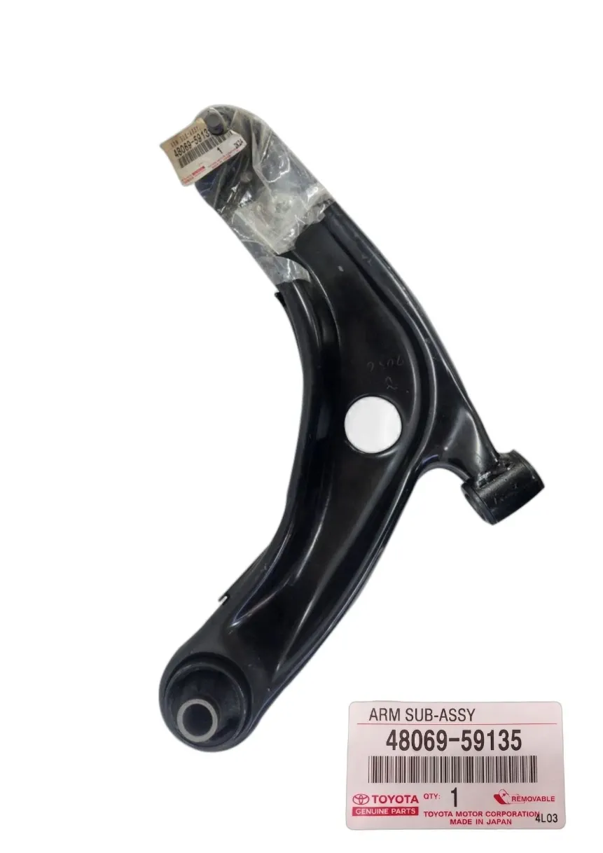 48069-59135 MESETA IZQUIERDA TOYOTA YARIS 06-11